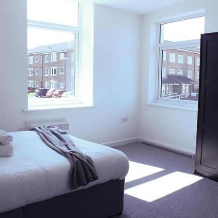 Stylish 1Br Apartment In The Heart Of Heywood Ngoại thất bức ảnh