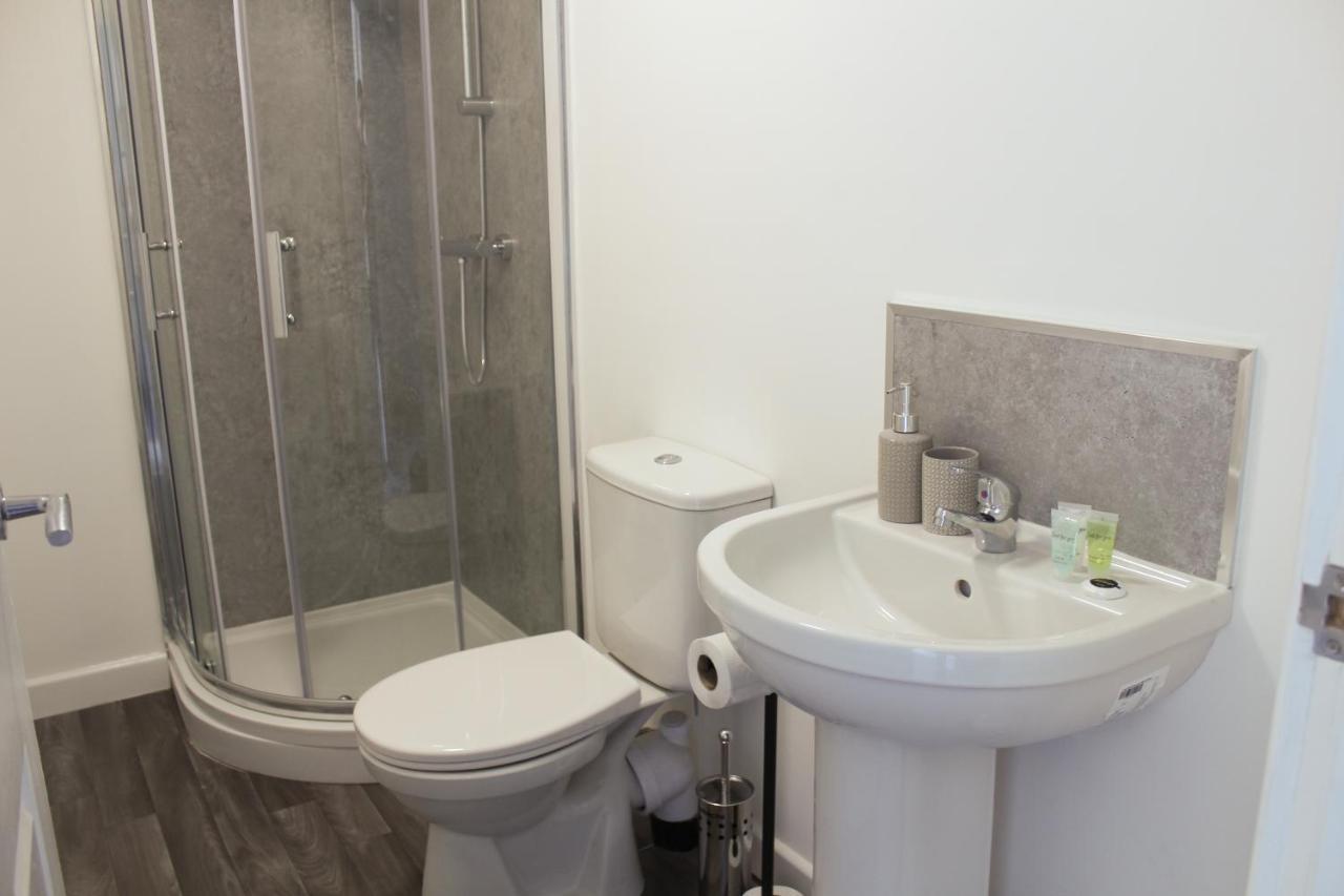 Stylish 1Br Apartment In The Heart Of Heywood Ngoại thất bức ảnh